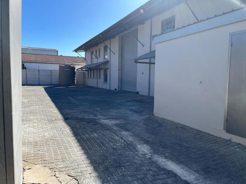 To Let Commercial Property for Rent in Paarden Eiland Western Cape